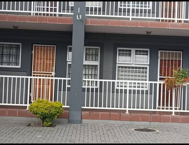 1 BEDROOM PROPERTY TO RENT IN CLOETESVILLE